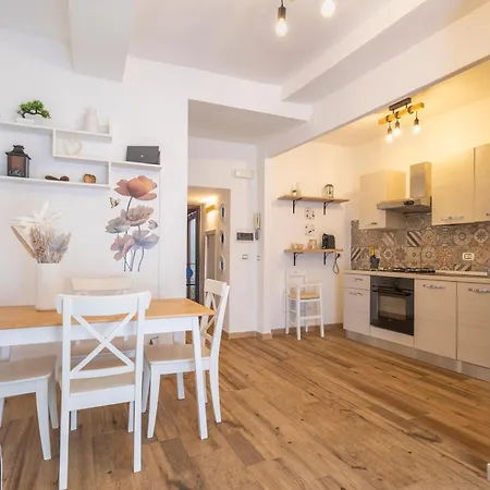 Tommyapartment Centrale, Comodo, Moderno. * Ronciglione (Viterbo)