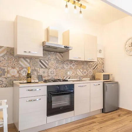 Tommyapartment Centrale, Comodo, Moderno.